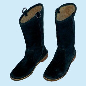 Ugg Australia rubber gum sole with vibrum sole heel short boots 5.5 EUC